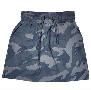 Albion Fit The Away Skirt In Camo Womens Small